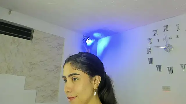 lia koss online show from April 2026 04:48:02 AM