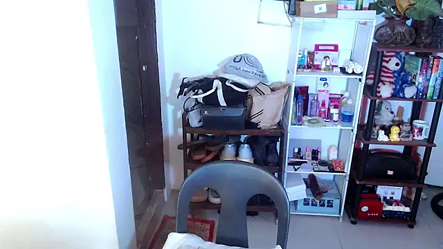 sweetasian zoe online show from April 2026 06:34:01 PM