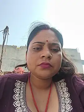 Snapshot of Aanushaka chatting on June 2026 10:18:02 AM Aanushaka online show from June 2026 10:18:02 AM
