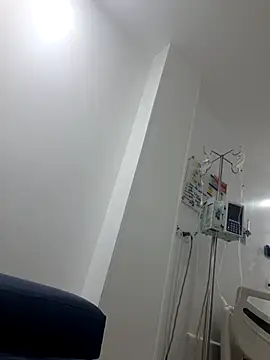 Lorenaluna online show from March 2026 04:39:02 PM