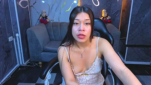Snapshot of Genesis_b_ chatting on May 2026 08:06:01 PM Genesis b online show from May 2026 08:06:01 PM