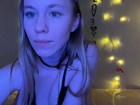 Vikkie seXyGiiiirl XoXo online show from February 2026 04:05:02 PM