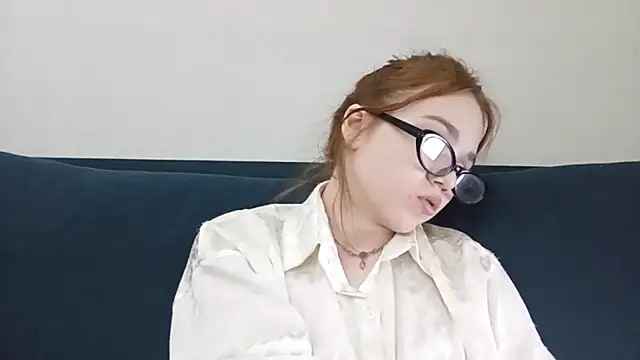 DizzyRina online show from March 2026 03:17:01 PM