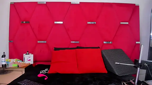 Alicee Grey online show from June 2026 01:10:01 PM
