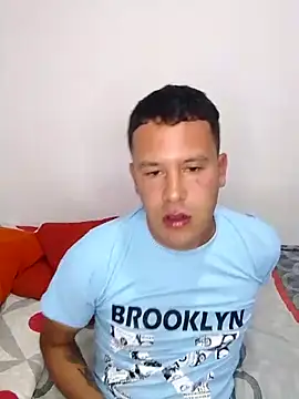 Ferrandiz23 online show from March 2026 02:28:02 AM