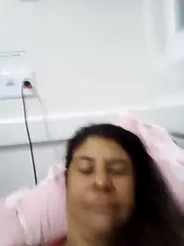 Snapshot of aquarianamascarada17 chatting on March 2026 01:44:02 AM aquarianamascarada17 online show from March 2026 01:44:02 AM