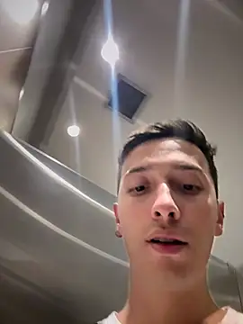 Snapshot of Thiago_Jones1 chatting on June 2026 10:58:02 PM Thiago Jones1 online show from June 2026 10:58:02 PM