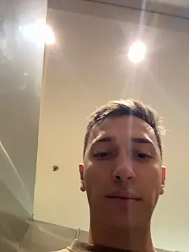 Snapshot of Thiago_Jones1 chatting on July 2026 03:44:01 PM Thiago Jones1 online show from July 2026 03:44:01 PM