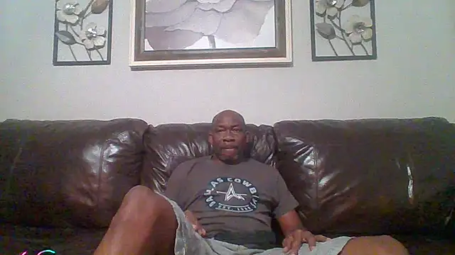 Snapshot of TerryStyles chatting on June 2026 06:16:02 AM TerryStyles online show from June 2026 06:16:02 AM