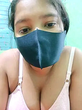 Turshaio online show from February 2026 06:42:01 PM