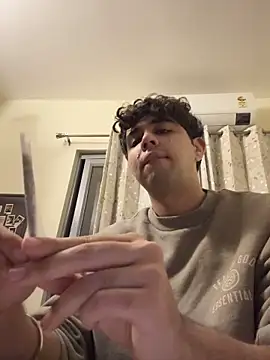 lucasmaxtoy online show from February 2026 08:08:02 PM