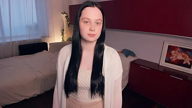 LynnaNull online show from March 2026 01:40:02 PM