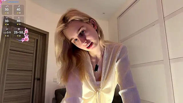 HeeEgno online show from February 2026 05:13:02 PM