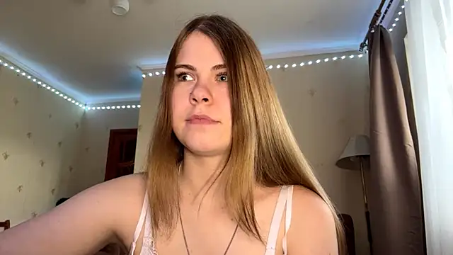 Amy Maev online show from April 2026 11:49:01 AM