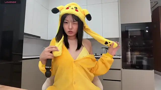 minnie joy online show from July 2026 12:25:02 PM