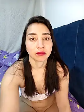 Snapshot of ANGELY_WET_JEET chatting on May 2026 09:36:01 AM ANGELY WET JEET online show from May 2026 09:36:01 AM