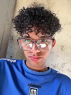 Stickmendez online show from March 2026 08:12:02 PM