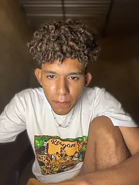 Stickmendez online show from April 2026 03:57:02 AM