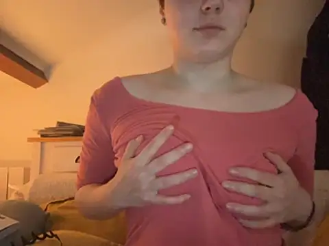 Snapshot of FreyaSlay299 chatting on March 2026 01:47:01 AM FreyaSlay299 online show from March 2026 01:47:01 AM