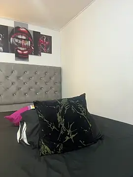 Pamela23x online show from April 2026 12:49:02 AM