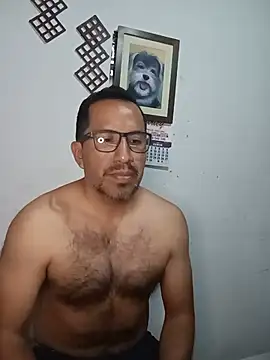 DIEGOLUIS2026 online show from June 2026 05:12:01 AM