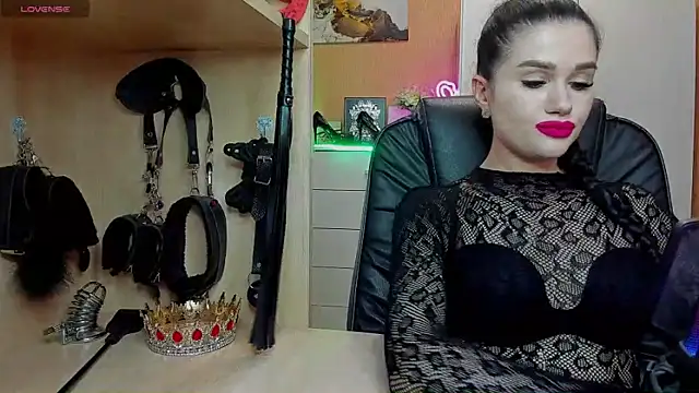 Snapshot of KristiTopxx chatting on June 2026 06:08:02 PM KristiTopxx online show from June 2026 06:08:02 PM