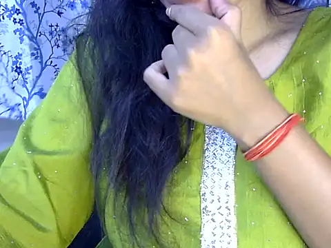 Snapshot of Neha_Sharma2 chatting on June 2026 01:33:01 PM Neha Sharma2 online show from June 2026 01:33:01 PM