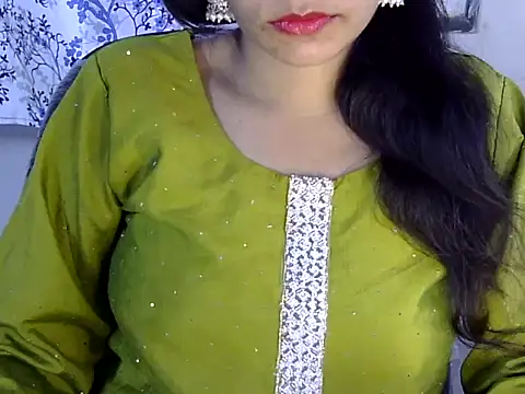 Snapshot of Neha_Sharma2 chatting on July 2026 01:03:01 PM Neha Sharma2 online show from July 2026 01:03:01 PM