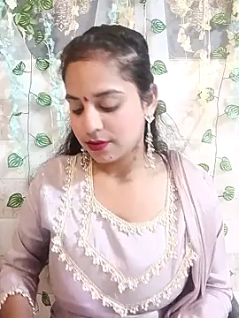 Snapshot of lovely-girl99 chatting on March 2026 03:45:02 AM lovely-girl99 online show from March 2026 03:45:02 AM