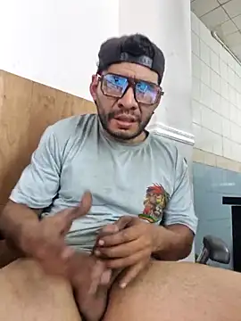 Snapshot of boyp3netrat0r chatting on March 2026 08:36:02 PM boyp3netrat0r online show from March 2026 08:36:02 PM