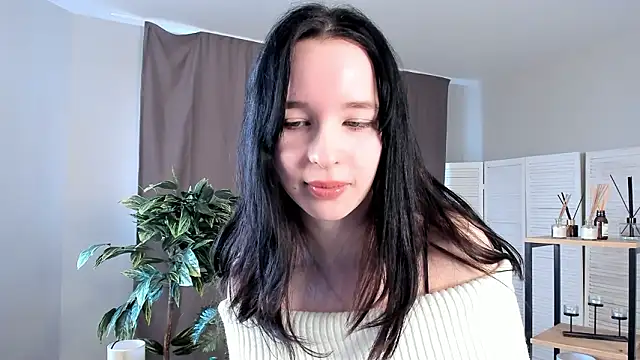 Snapshot of DeannSpatafore chatting on March 2026 05:44:02 AM DeannSpatafore online show from March 2026 05:44:02 AM