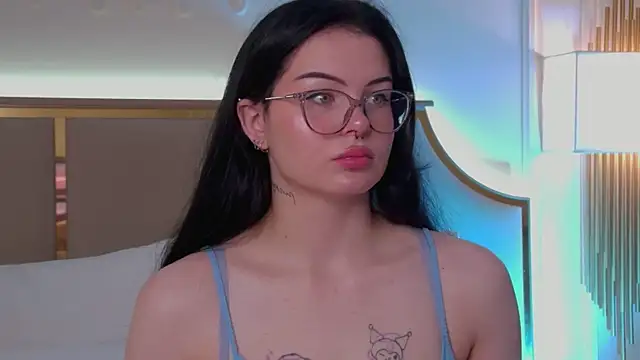 CindyMil online show from July 2026 06:07:01 AM