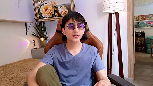 Sr evann online show from April 2026 03:59:02 PM