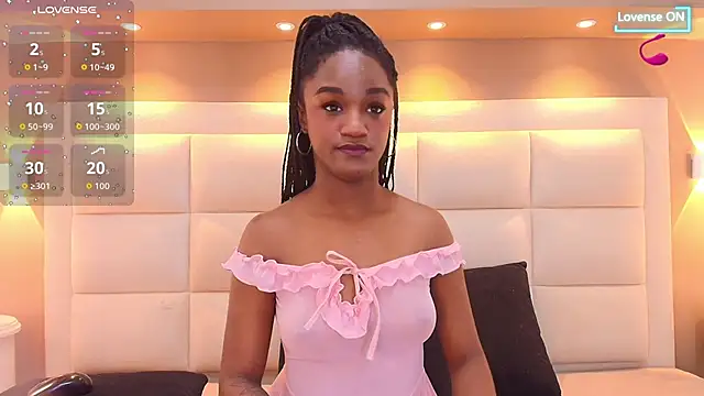 Snapshot of Chloebrunnie chatting on May 2026 12:15:01 PM Chloebrunnie online show from May 2026 12:15:01 PM
