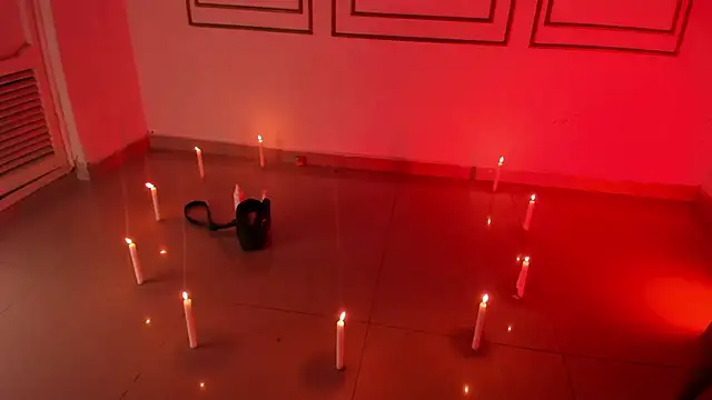 emily gaviria1 online show from April 2026 12:32:02 PM