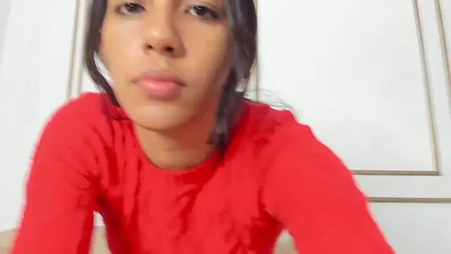 Snapshot of emily_gaviria1 chatting on May 2026 12:10:01 PM emily gaviria1 online show from May 2026 12:10:01 PM