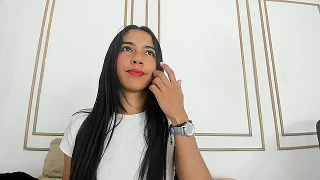 Snapshot of emily_gaviria1 chatting on May 2026 06:09:01 PM emily gaviria1 online show from May 2026 06:09:01 PM