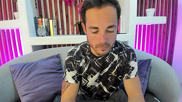 Adams Sanz online show from March 2026 08:46:02 PM