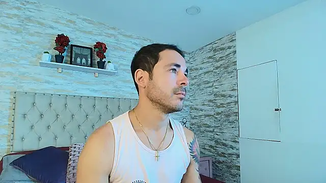 Adams Sanz online show from May 2026 07:09:02 PM