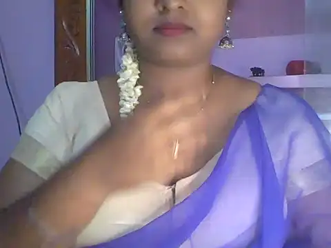 Snapshot of Tamil_Kuttyma chatting on June 2026 12:52:02 PM Tamil Kuttyma online show from June 2026 12:52:02 PM
