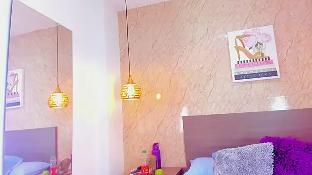 Miia03 online show from April 2026 12:05:02 PM