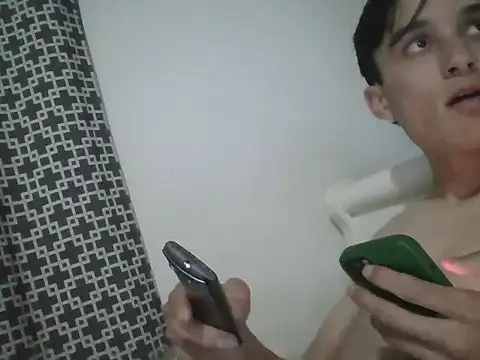 Snapshot of harfuch chatting on February 2026 08:15:02 AM harfuch online show from February 2026 08:15:02 AM