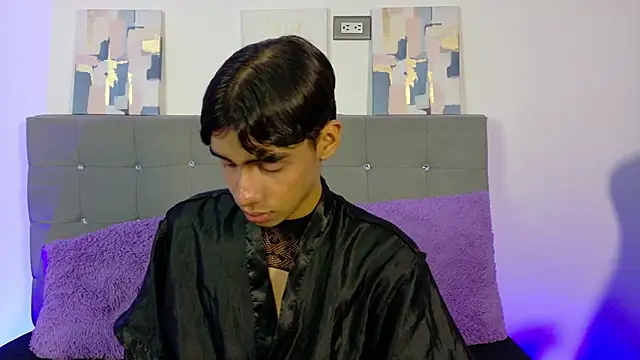 Eros Lux online show from June 2026 02:05:01 PM