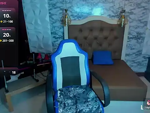 MarianaGalviz  online show from April 2026 01:42:02 AM