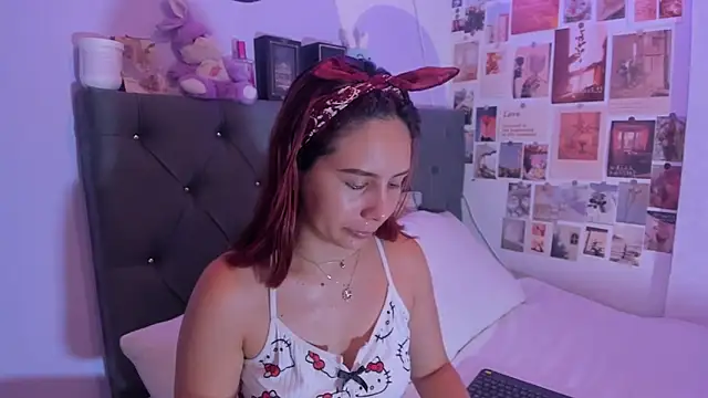 Snapshot of violeta_blaze1 chatting on May 2026 10:00:01 AM violeta blaze1 online show from May 2026 10:00:01 AM