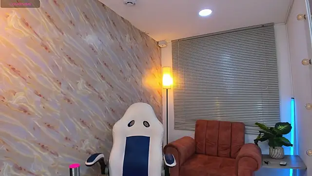 PreettyMoon online show from March 2026 11:27:02 AM