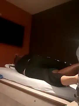 queennar online show from March 2026 09:08:01 PM