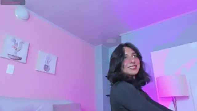Elisasue online show from July 2026 11:53:02 PM