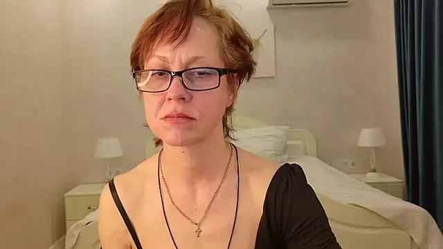 LioraWeiss online show from March 2026 09:37:02 AM