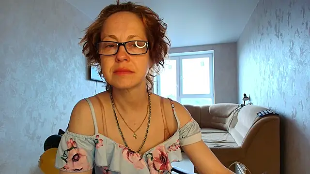 Snapshot of LioraWeiss chatting on May 2026 05:14:02 AM LioraWeiss online show from May 2026 05:14:02 AM